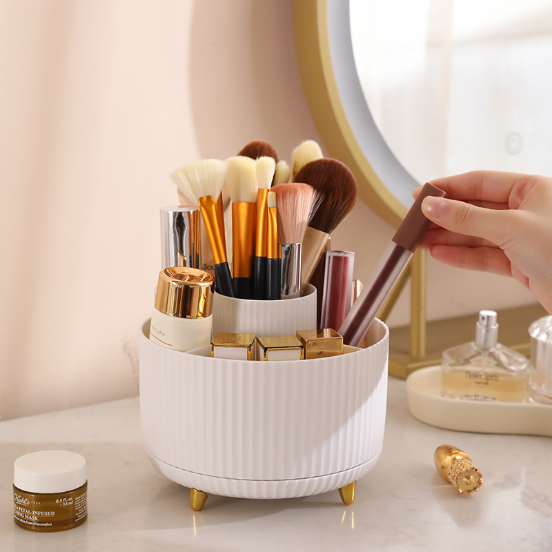 1Pcs 360° Rotating Makeup Brus - Office Furniture Brands 评论和价格