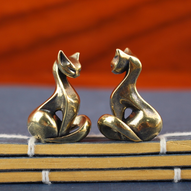 Mini Cat Figurines Brass Displ - Office Furniture Brands 评论和价格