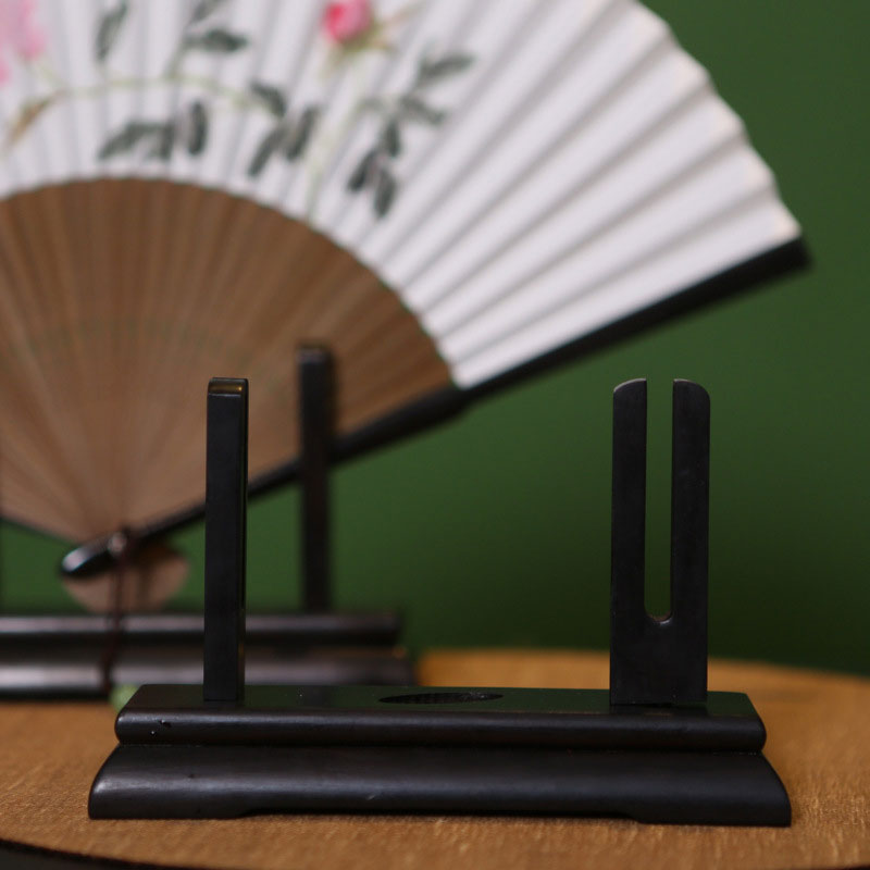 Vintage Art Style Folding Fan  - Office Furniture Brands 评论和价格